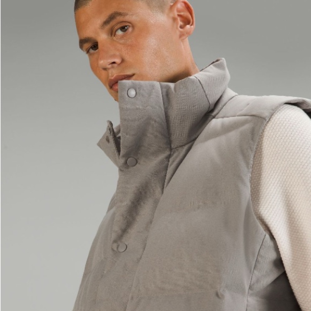Lululemon men’s wunder puff vest